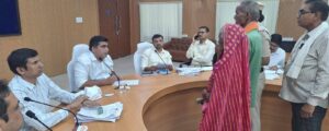 Korba Jan Darshan 2026: Collector Kunal Dudawat hearing public grievances and complaints